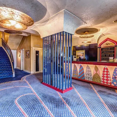 Auriga Hotel 4*