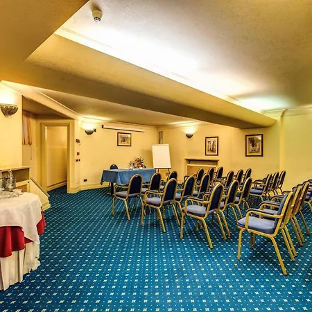 Hotel Auriga 4*