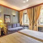 Auriga Szálloda 4*