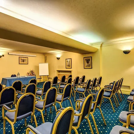 Hotel Auriga 4*