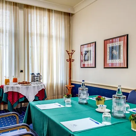 Hotel Auriga 4*